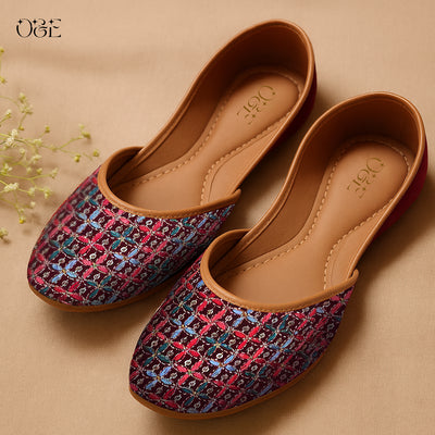 O&E Handmade Embroidered Punjabi Jutti for Women | Multi-Thread Detailing | Fully Padded | Anti-Slip TPR Sole | Ethnic Mojari for Festivals & Occasions